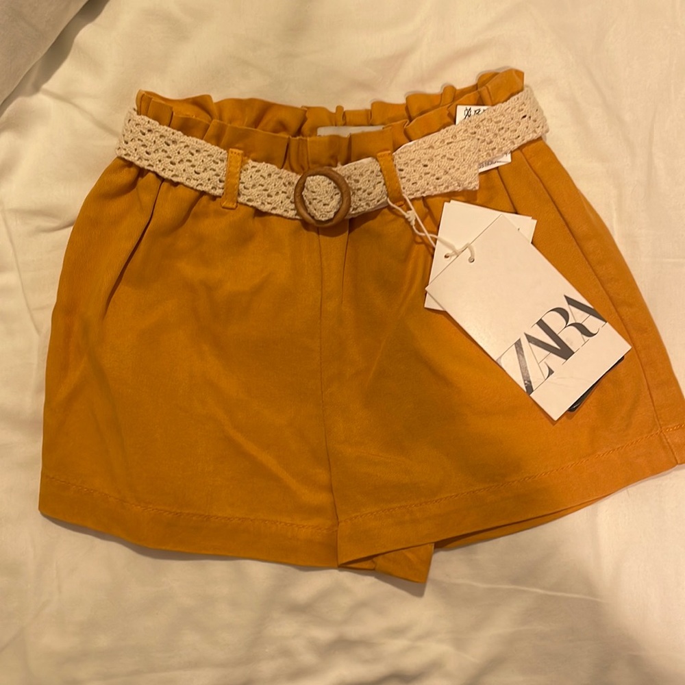 Zara shorts with belt